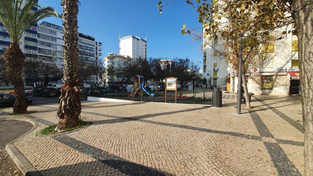 Apartamento De Quarteira Eksteriør billede